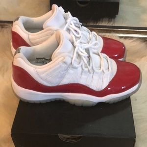 Retro Jordan 11 Cherry